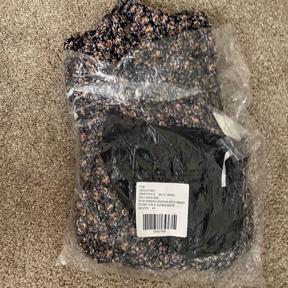 Free People $168 Maxi Dress - Picture 5 of 7